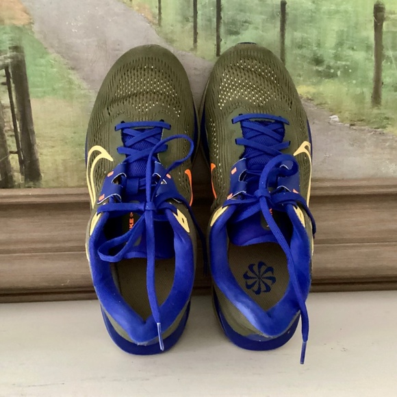 Nike Quest 6 Trail Running Shoe Men\'s Size 9 Olive Green Blue Colorful FLAW main image 5